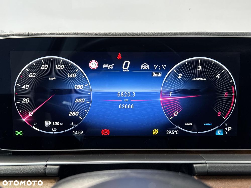 Mercedes-Benz GLS - 15