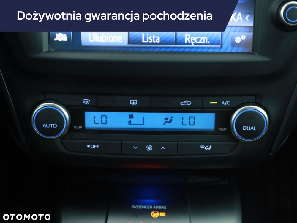 Toyota Avensis - 13