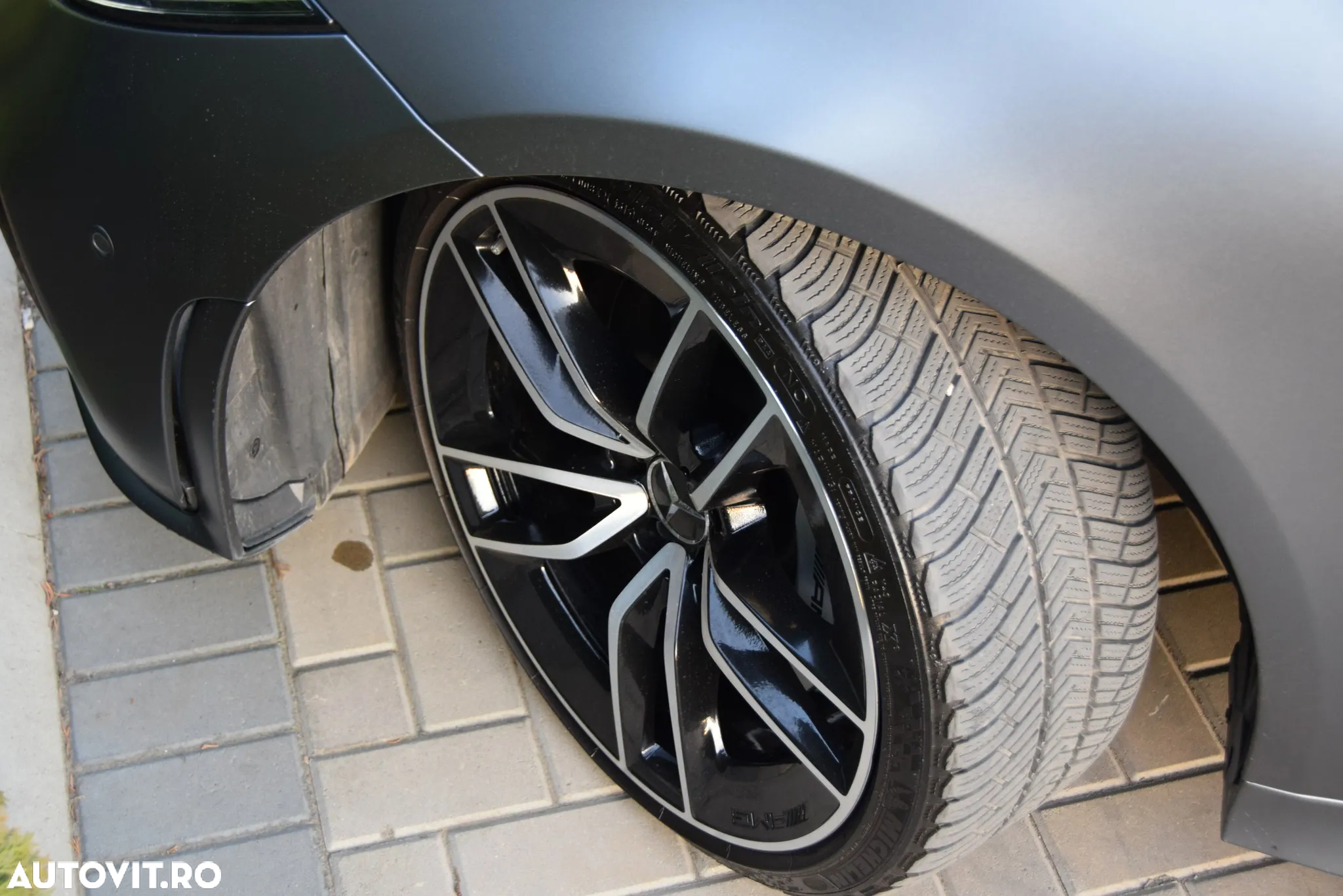 Mercedes-Benz CLS AMG 53 4MATIC Aut - 12