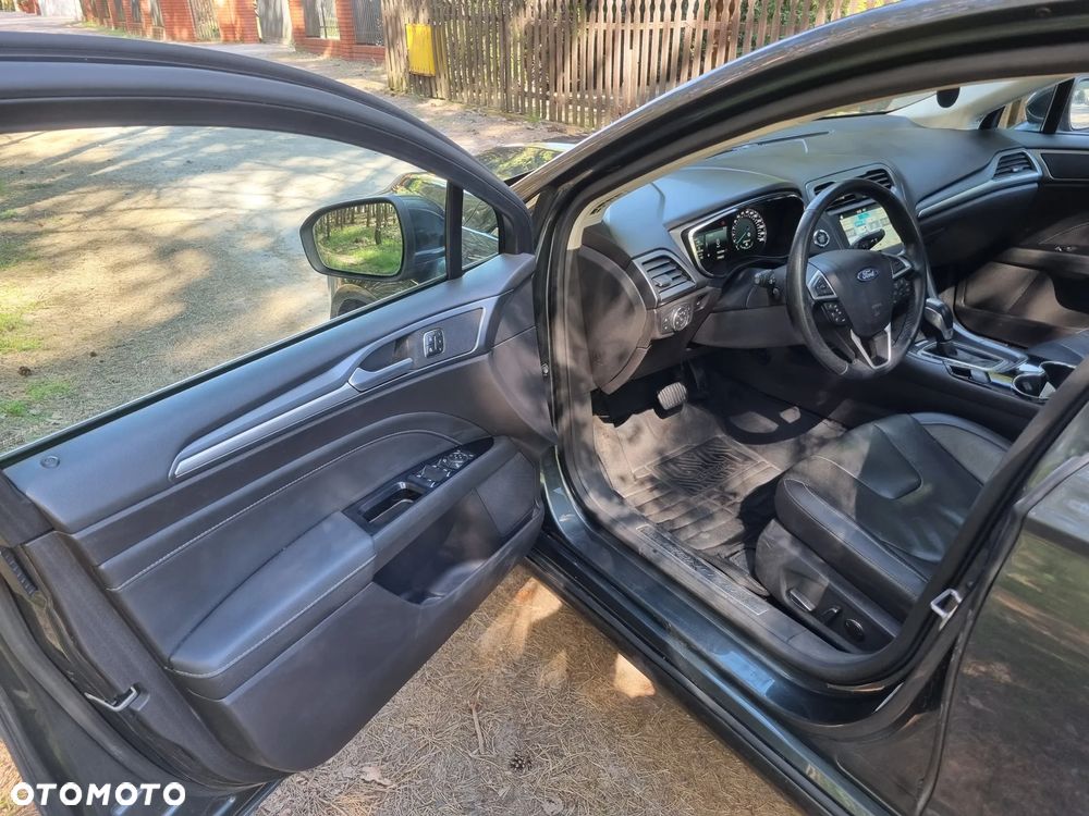 Ford Mondeo 2.0 TDCi Bi-Turbo Titanium PowerShift - 23