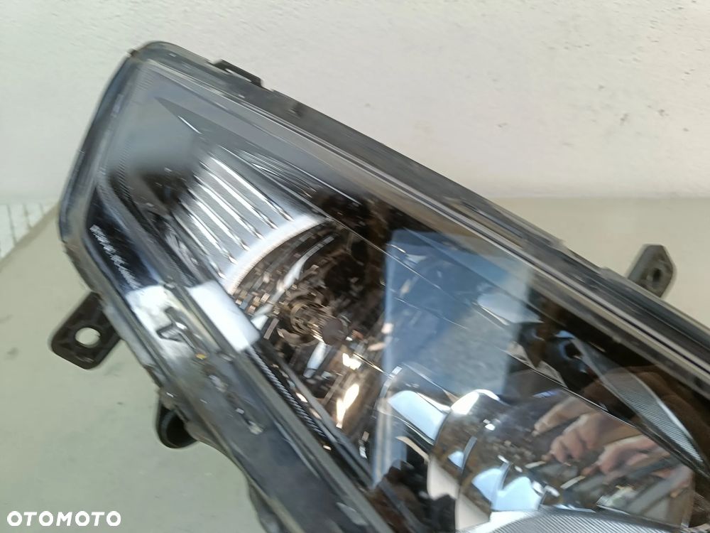 Halogen Prawy Przedni Seat Leon 3 III FR 5F0941700A - 3