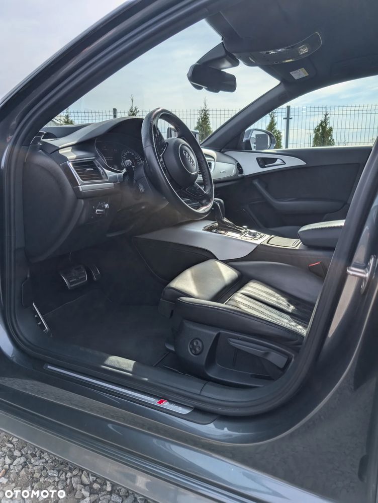 Audi A6 Avant 3.0 TDI quattro S tronic - 16