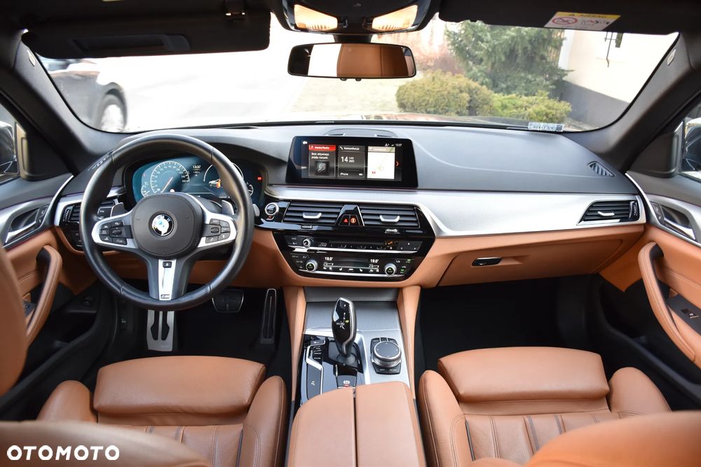 BMW Seria 5 530d xDrive M Sport sport - 10