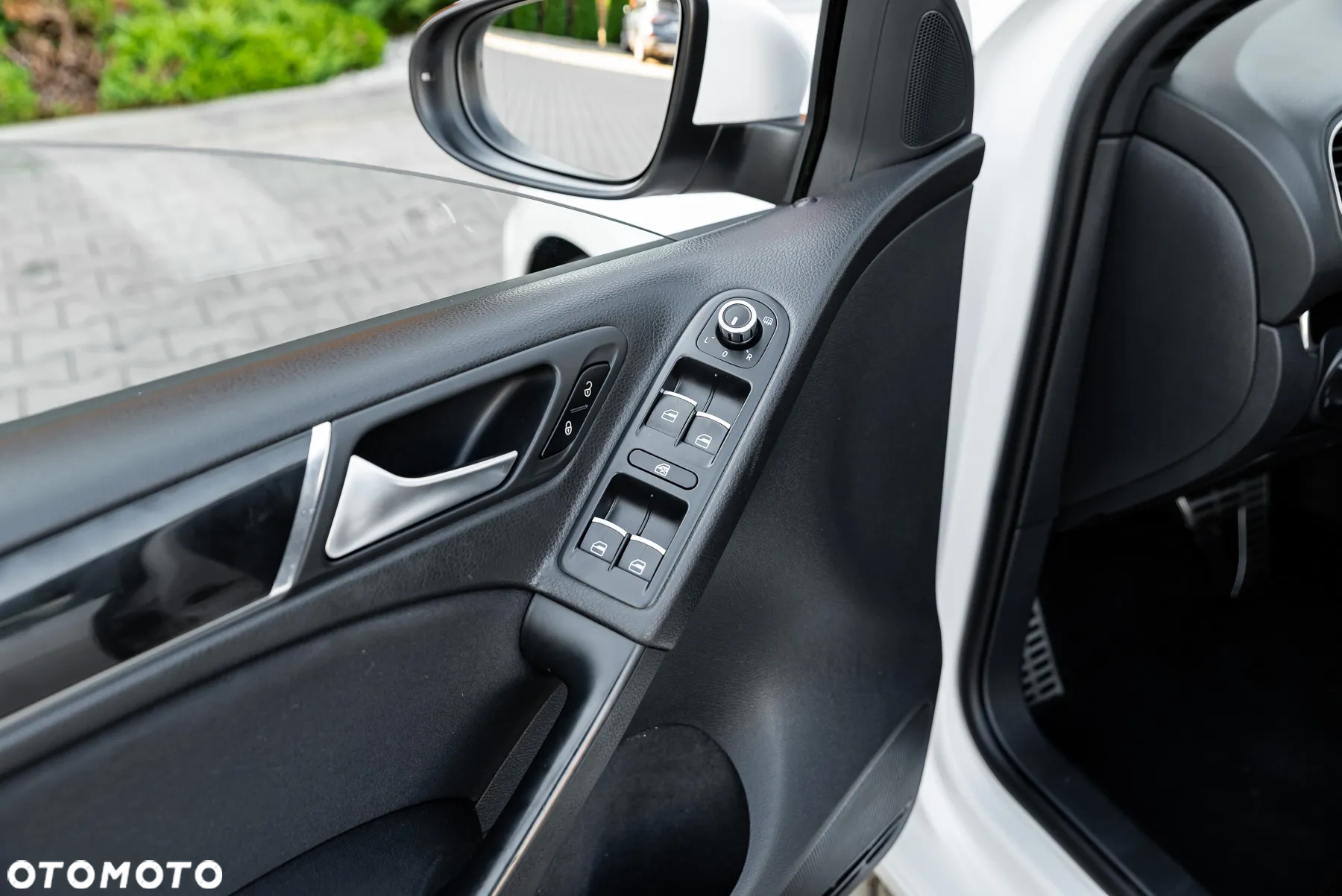 Volkswagen Golf 2.0 GTI DSG - 16