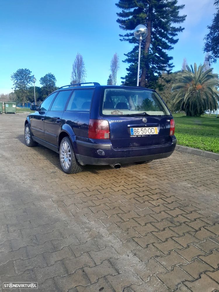 VW Passat Variant 1.9 TDi Confortline - 4