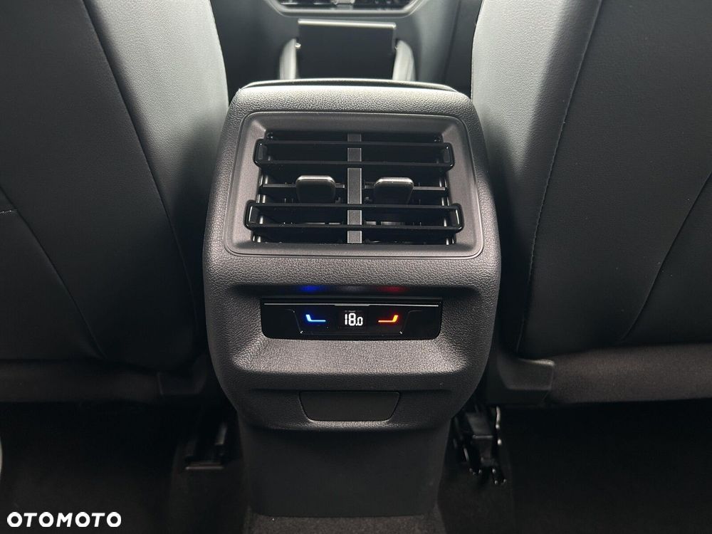 Volkswagen Tiguan - 29
