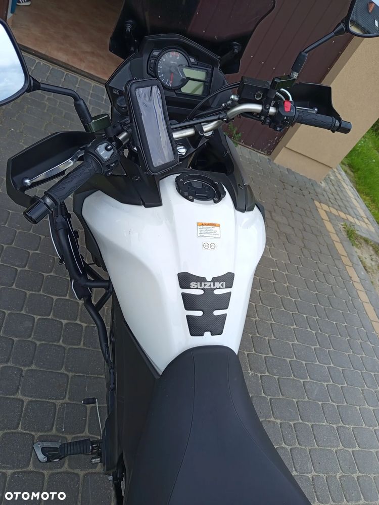 Suzuki V-STROM - 2
