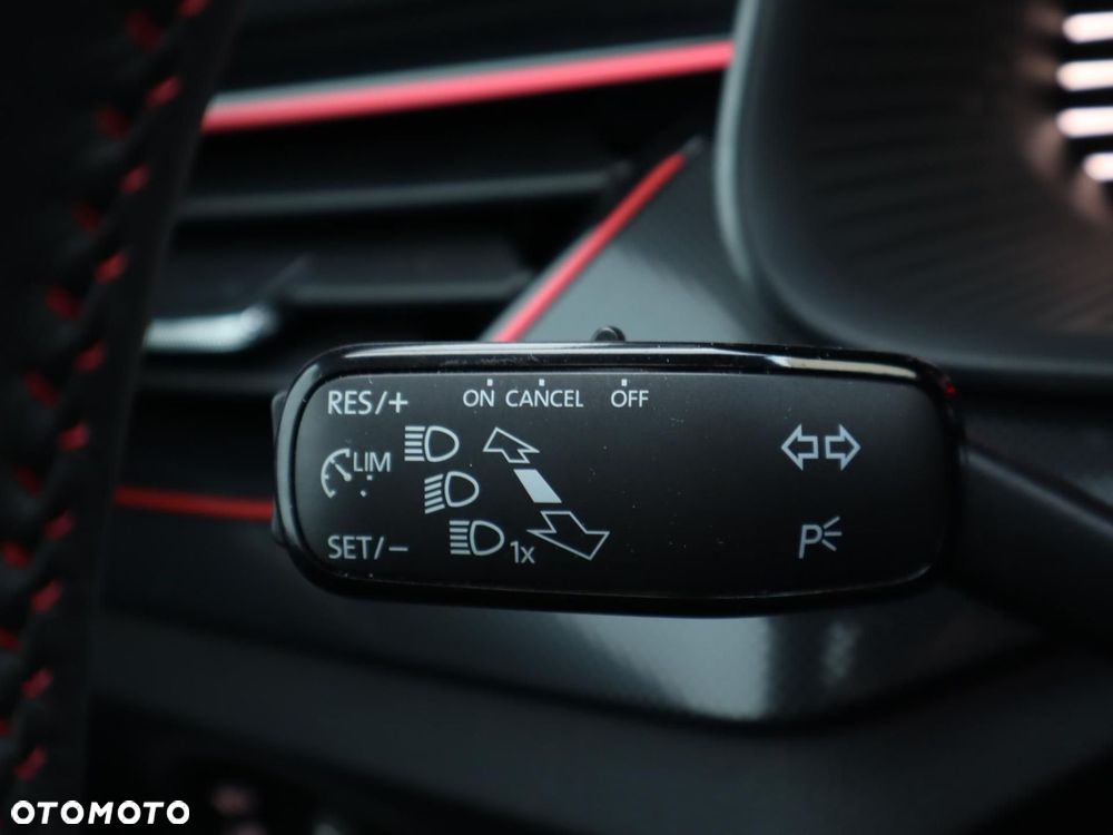 Skoda Kamiq 1.0 TSI Monte Carlo - 16