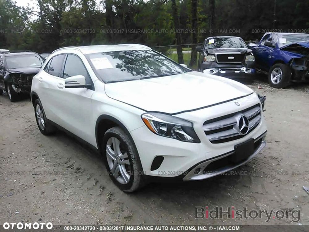 Mercedes-Benz GLA 250 7G-DCT Urban - 14