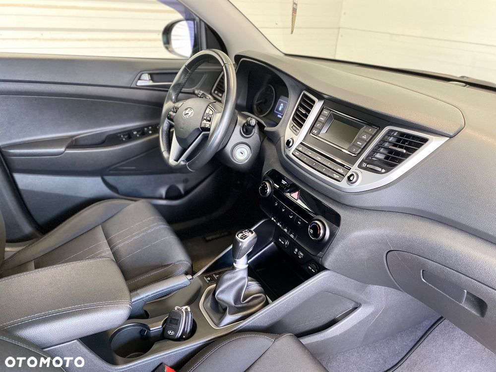 Hyundai Tucson 1.7 CRDI BlueDrive Comfort 2WD - 9