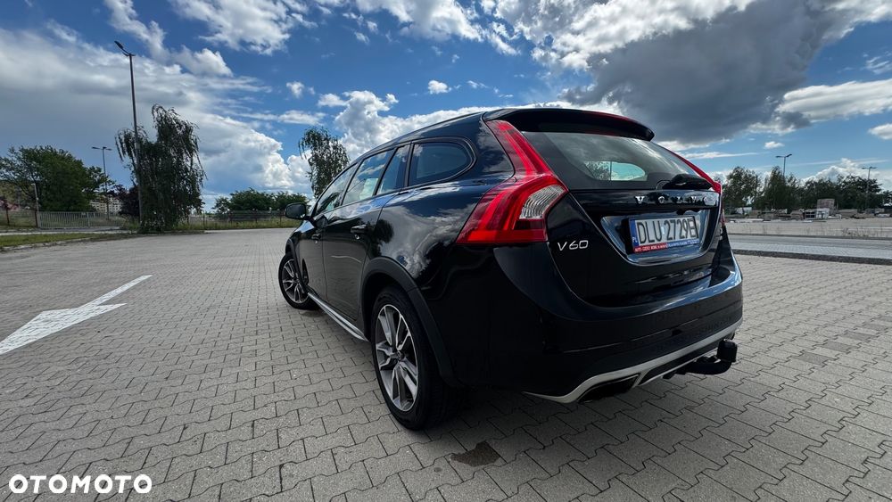 Volvo V60 Cross Country T5 AWD Summum - 5