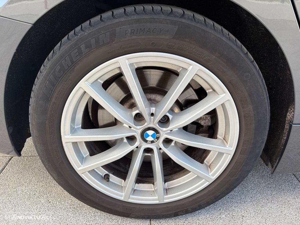 BMW 330 e Auto - 33
