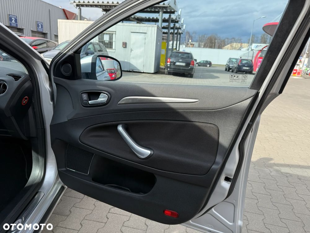 Ford Mondeo 2.0 TDCi Titanium - 26