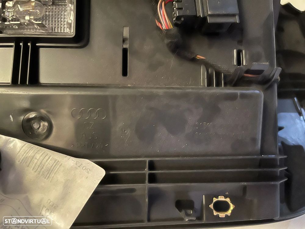 AUDI A1 8X PORTA LUVAS - PL045 - 8