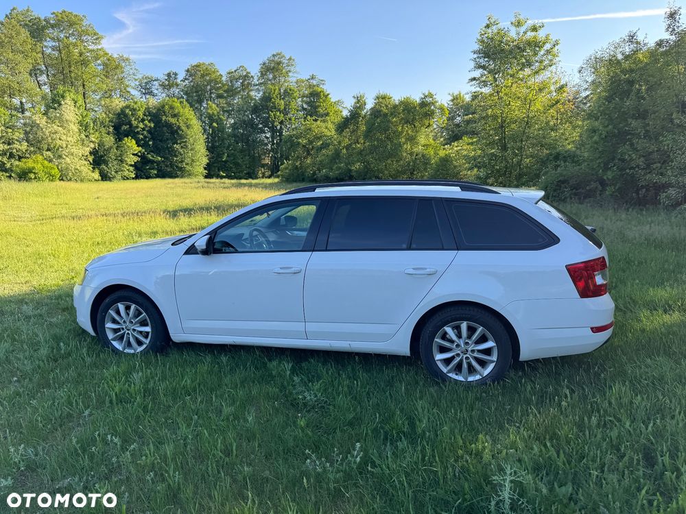 Skoda Octavia 1.6 TDI Ambition - 34