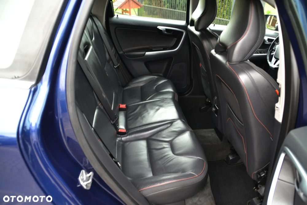 Volvo XC 60 D4 Geartronic Ocean Race - 31