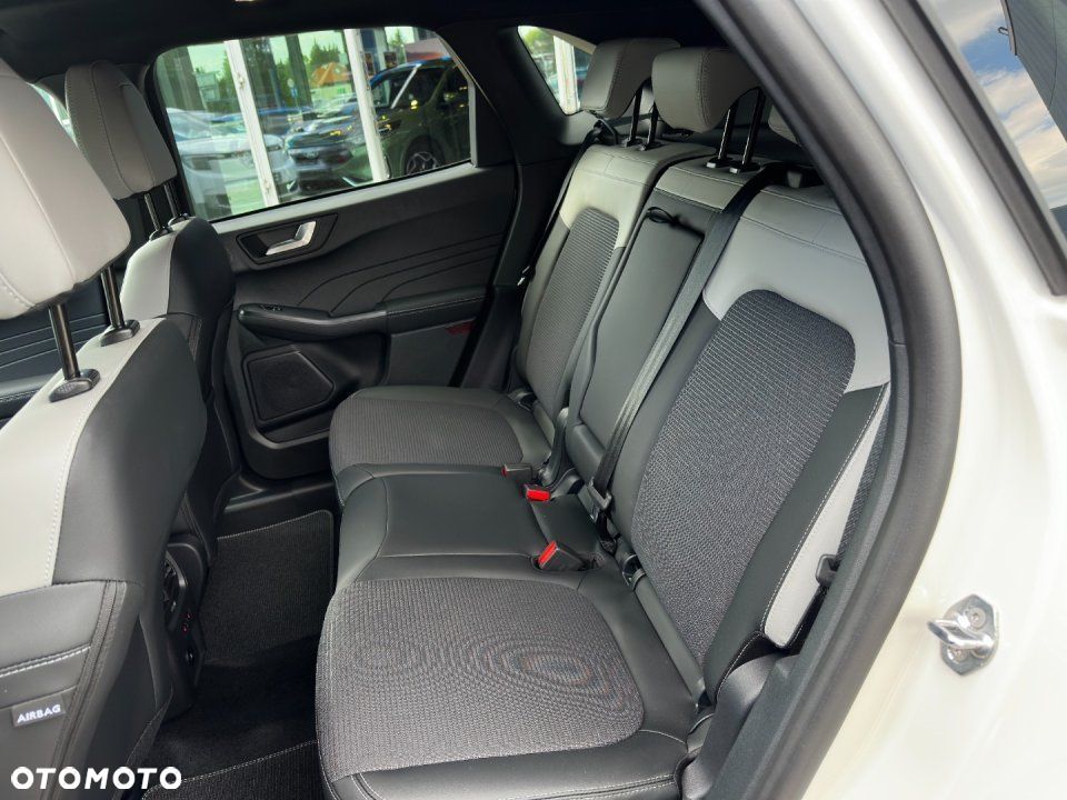Ford Kuga - 29