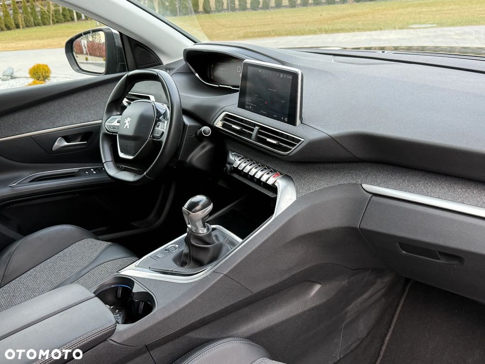 Peugeot 3008 BlueHDi 130 Stop & Start Allure Pack - 21