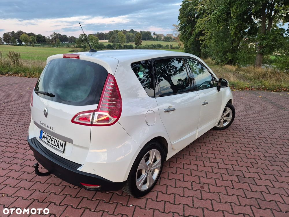 Renault Scenic 1.6 16V 110 Dynamique - 2