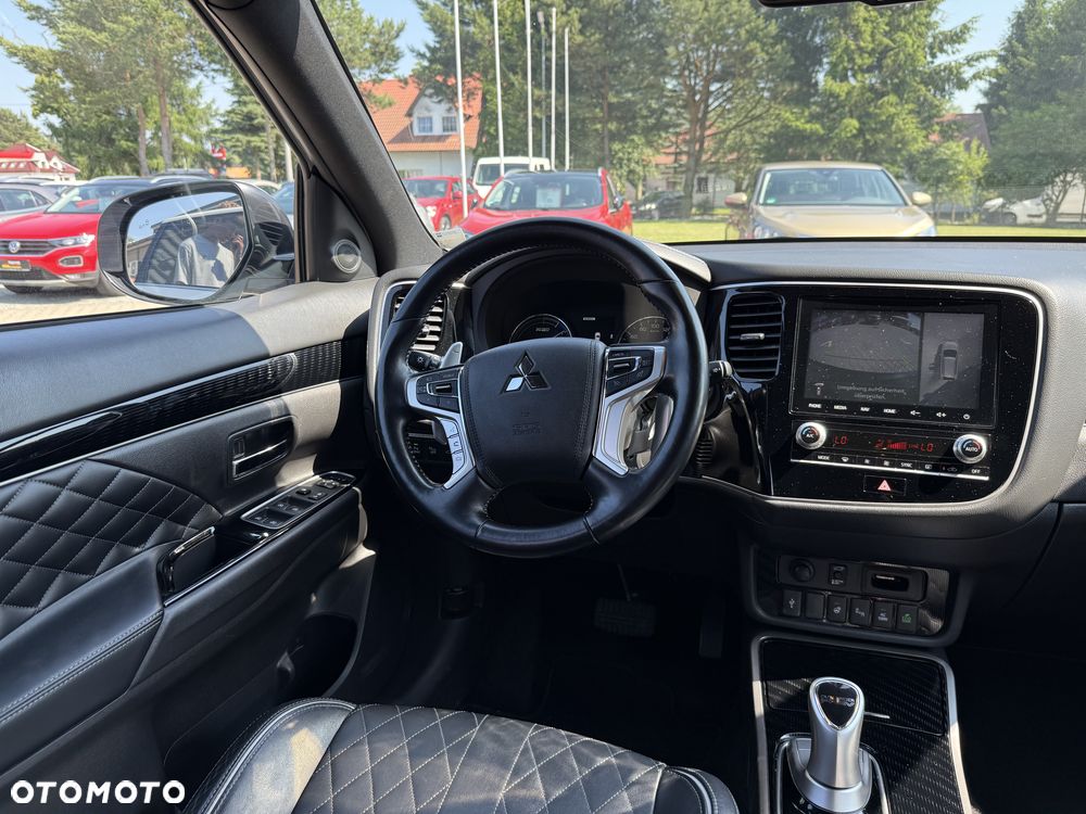 Mitsubishi Outlander 2.4 4WD Top - 15