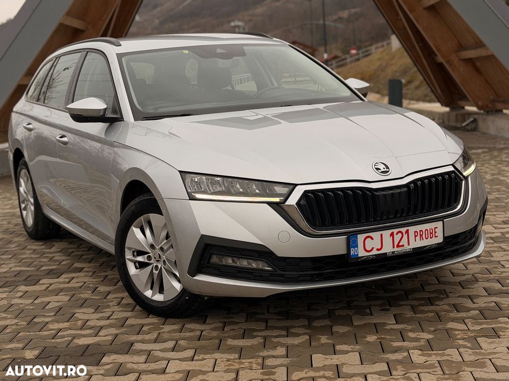 Skoda Octavia 2.0 TDI DSG Style - 3