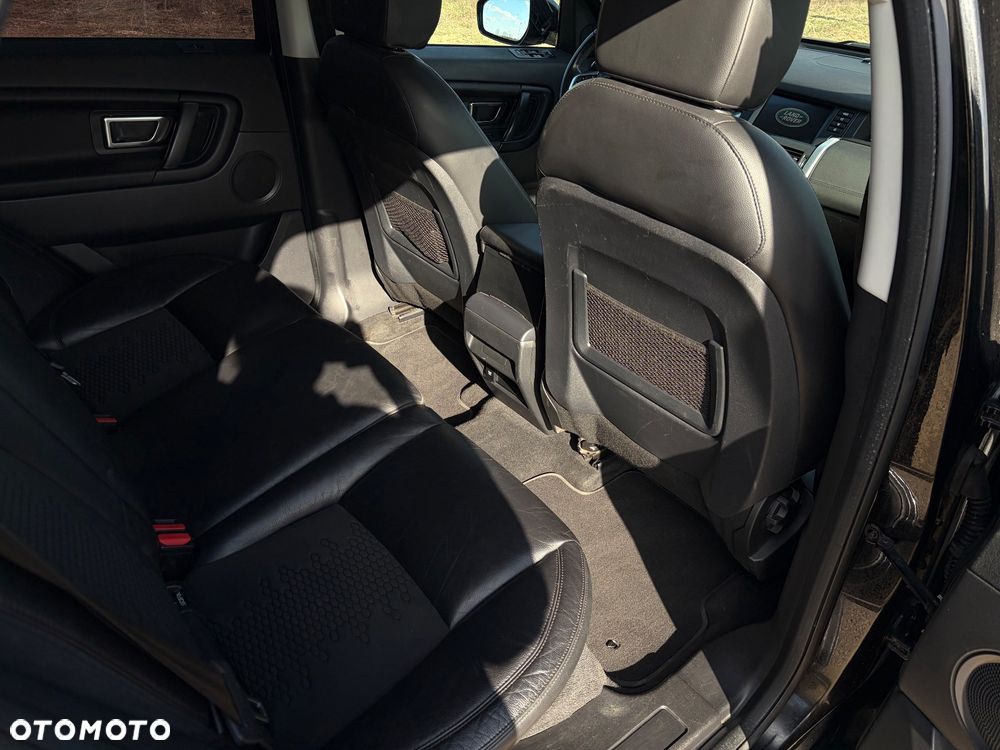Land Rover Discovery Sport - 11