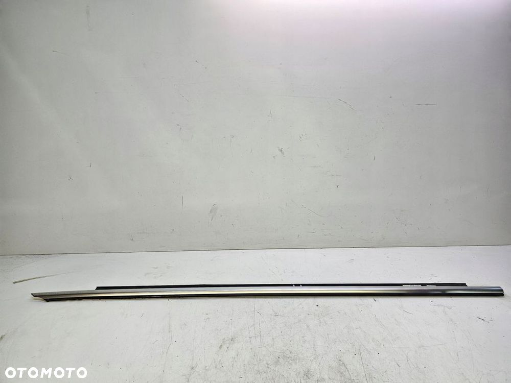 LISTWA CHROM DRZWI AUDI A3 8V CABRIO PRAWY PRZÓD 8V7837284 - 1