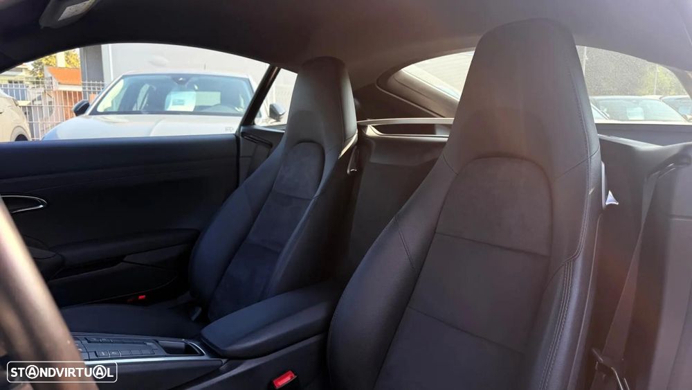 Porsche 718 Cayman 2.0 T PDK - 11