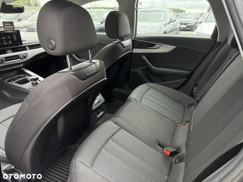Audi A4 - 21