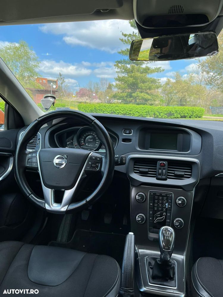 Volvo V40 D2 - 6