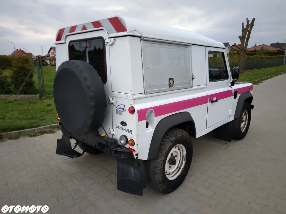 Land Rover Defender 110 2.2 TD4 E - 20