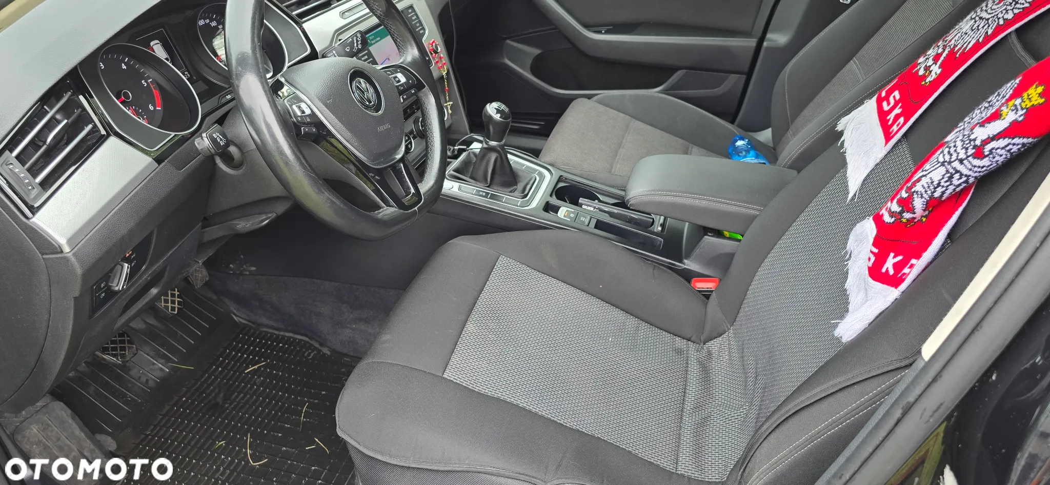 Volkswagen Passat 1.6 TDI BMT Comfortline - 4