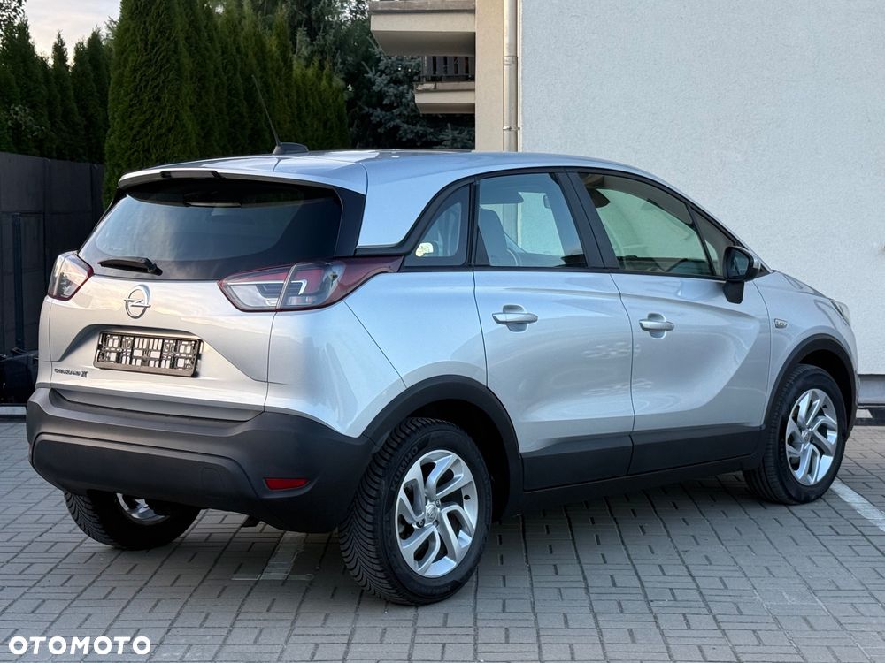 Opel Crossland X - 13