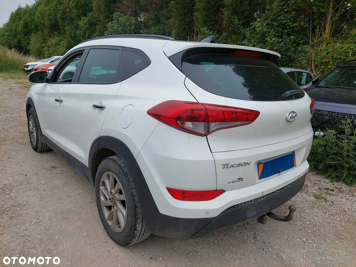 Hyundai Tucson blue 1.7 CRDi 2WD Advantage - 10