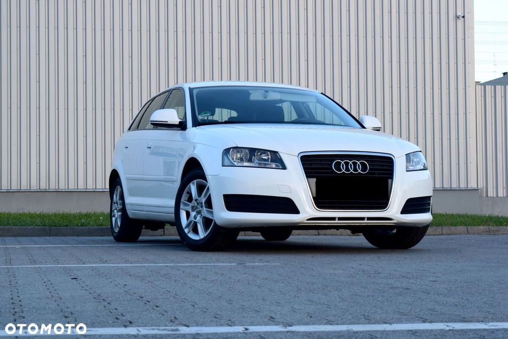 Audi A3 Sportback 1.6 Ambiente - 1