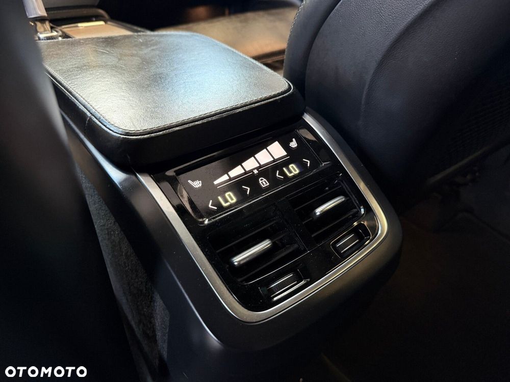 Volvo XC 90 - 17