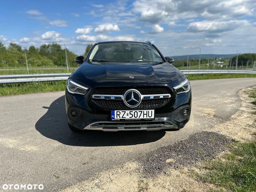 Mercedes-Benz GLA - 6
