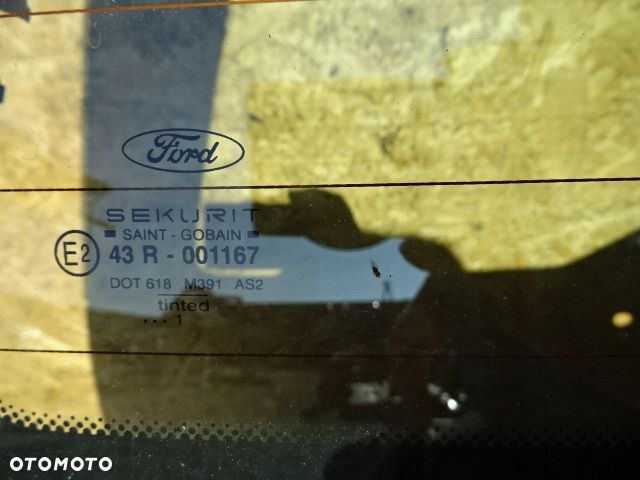 SZYBA KLAPA BAGAŻNIKA TYŁ FORD MONDEO MK3 KOMBI NR38 - 7