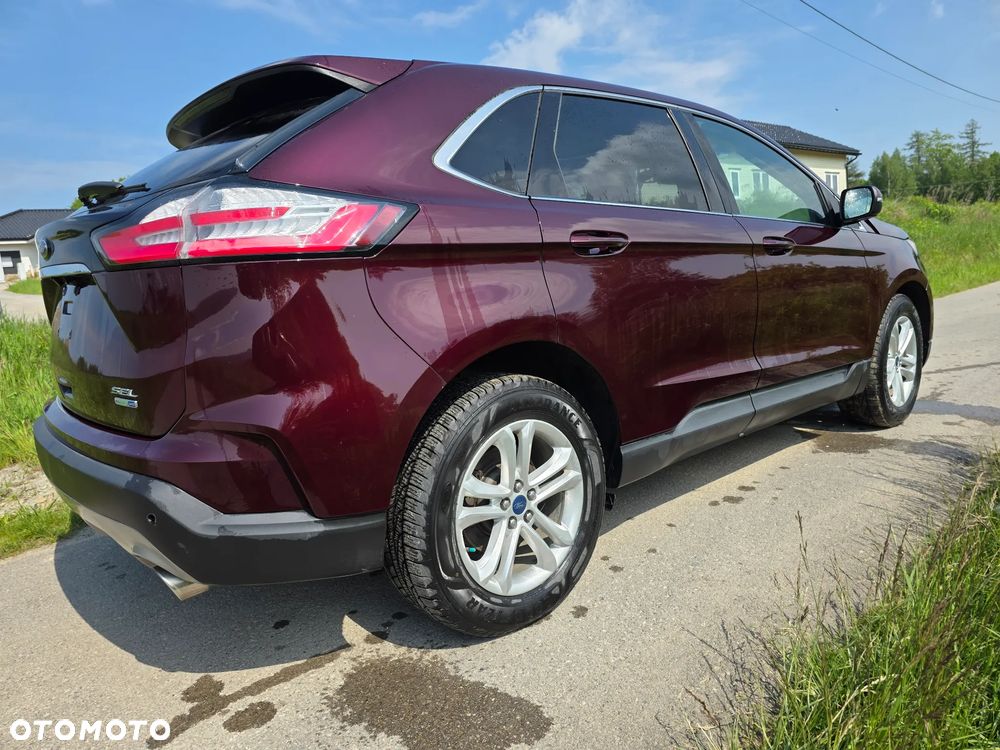 Ford Edge - 8