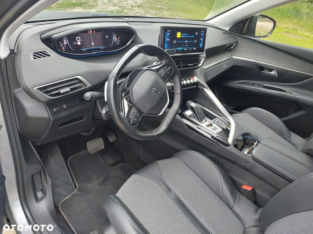 Peugeot 3008 1.5 BlueHDi Allure Pack S&S EAT8 - 16