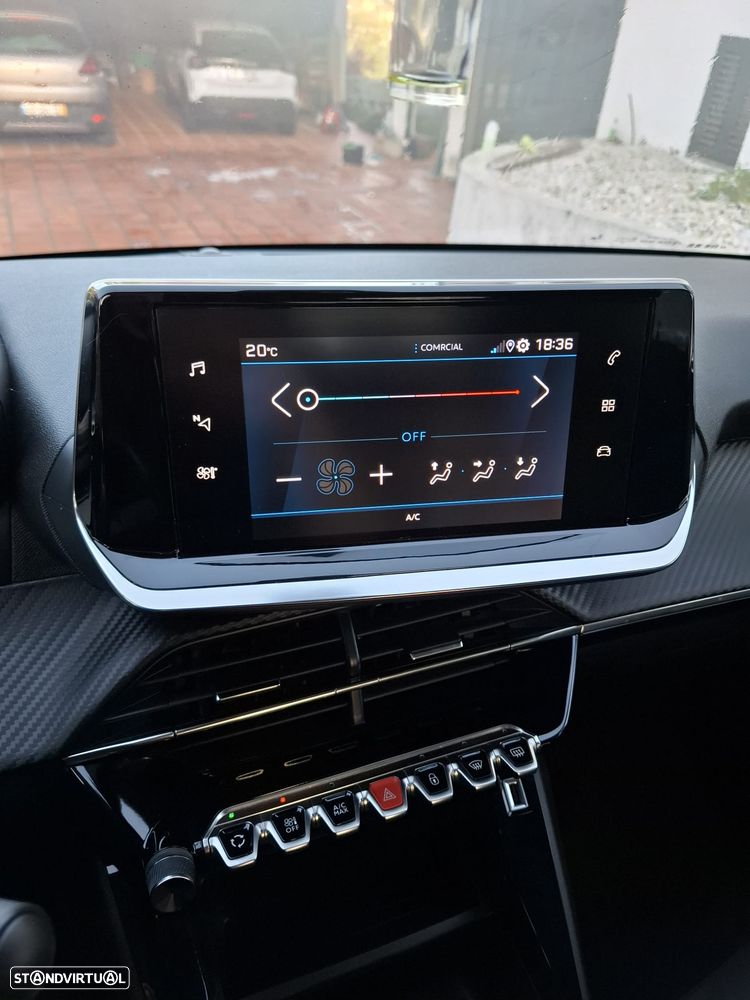 Peugeot 208 1.2 PureTech Allure - 20