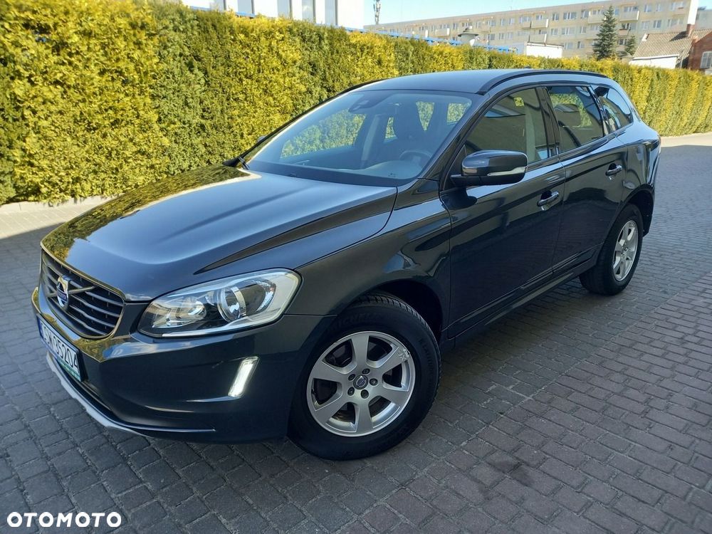 Volvo XC 60 D3 Momentum - 4