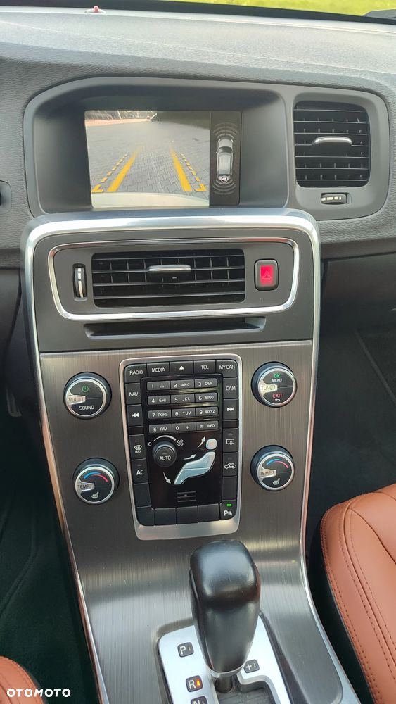 Volvo S60 D3 Geartronic Summum - 28