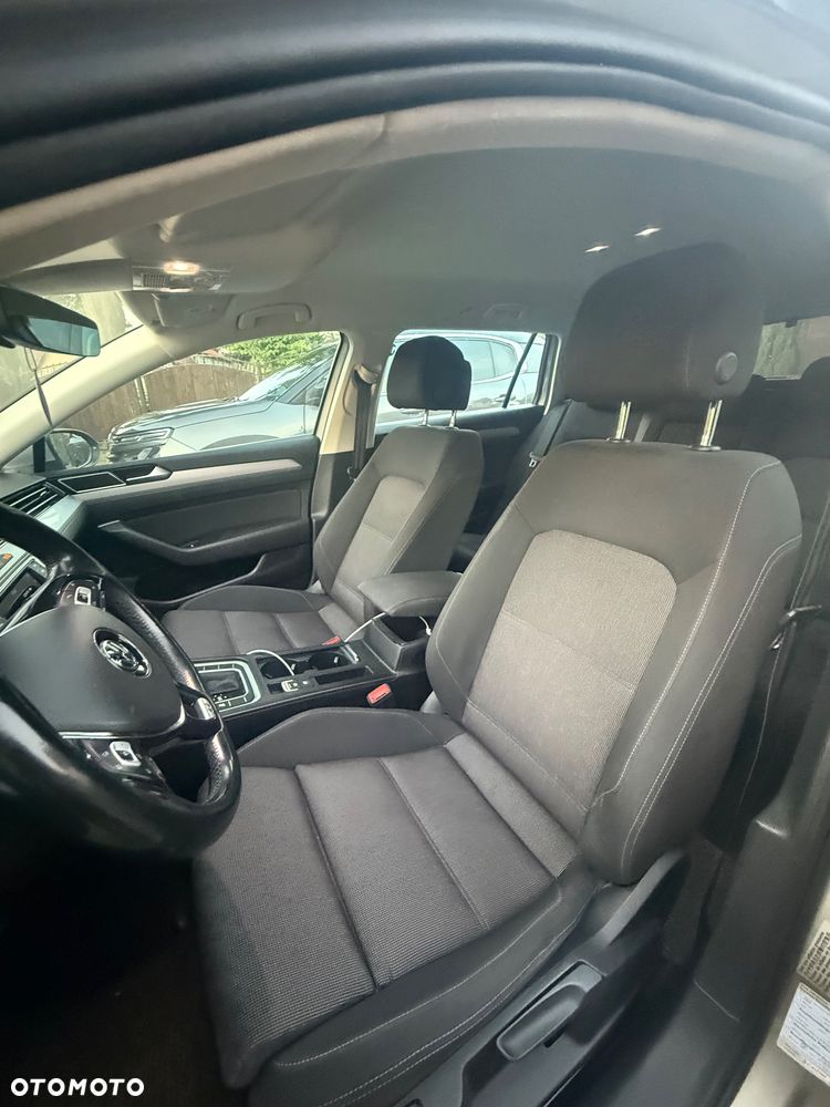 Volkswagen Passat 2.0 TDI BMT SCR Comfortline DSG7 - 21