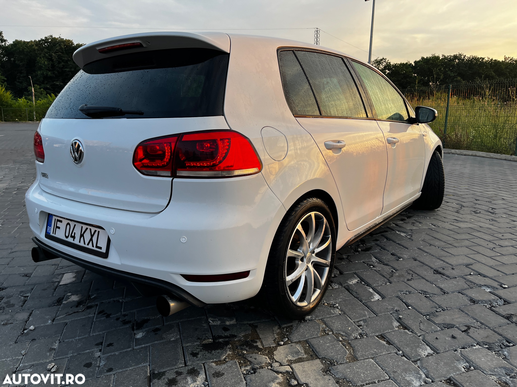 Volkswagen Golf 2.0 GTI DSG - 9