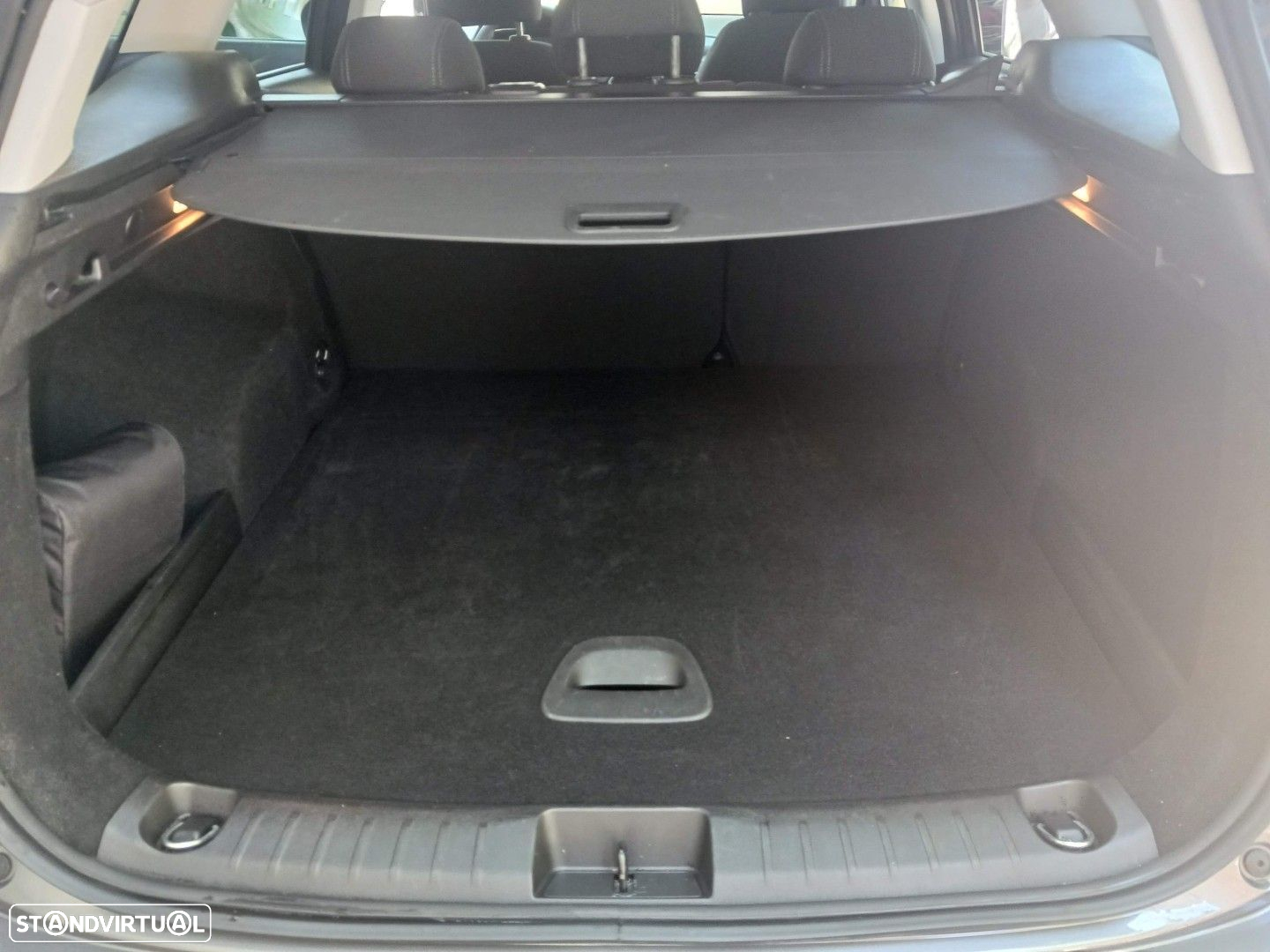 Fiat Tipo Station Wagon Cross 1.0 GSE T3 Cross - 33