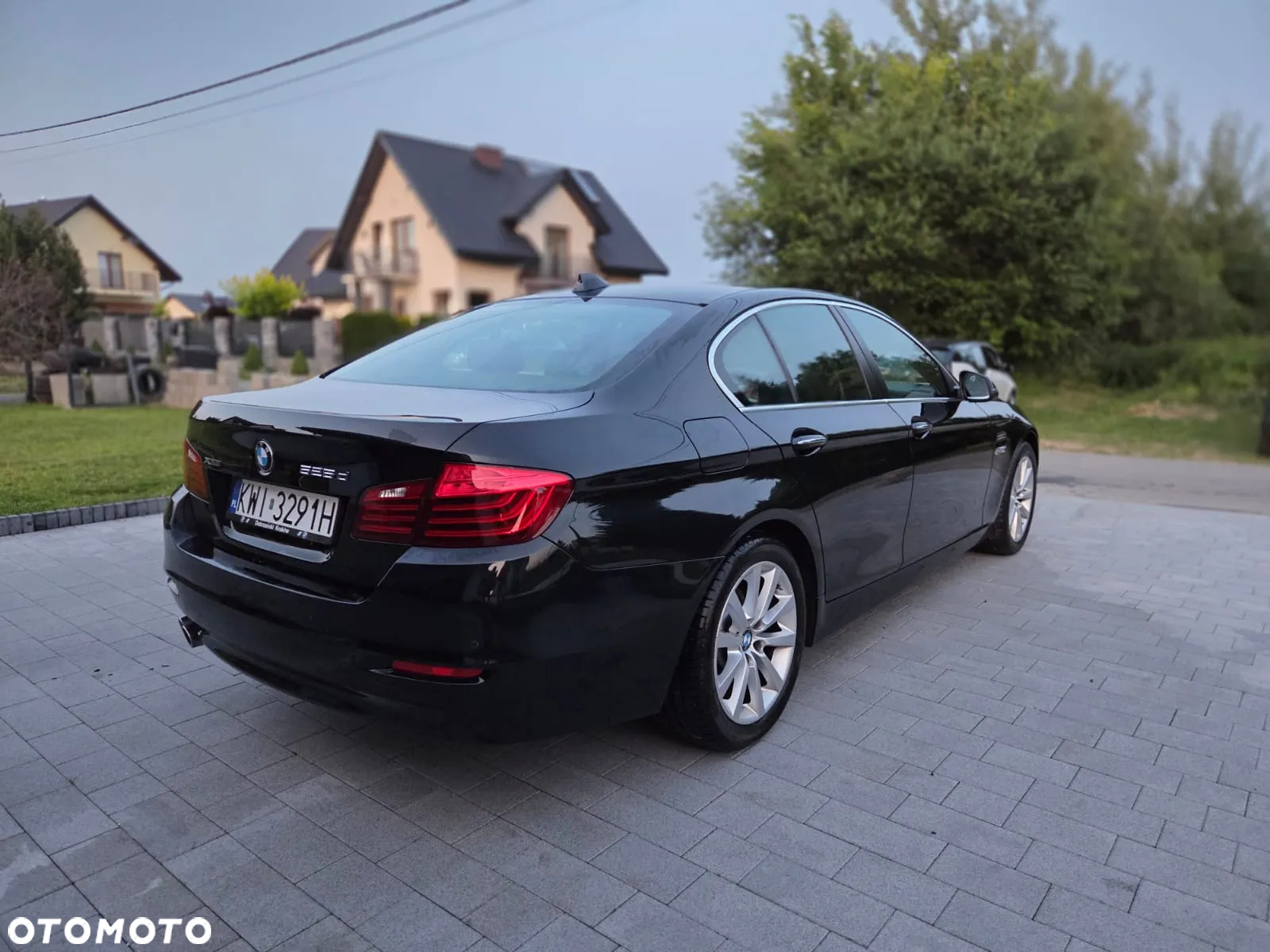 BMW Seria 5 525d xDrive - 5