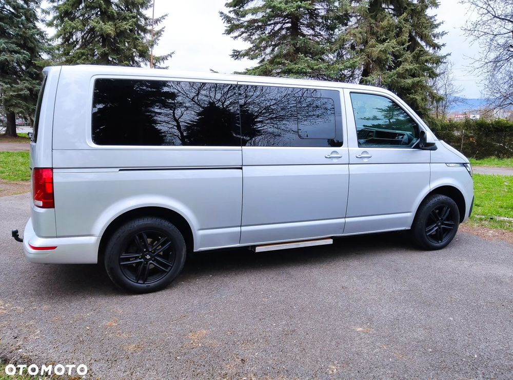 Volkswagen Caravelle 2.0 TDI L2 Highline 4Motion DSG - 22