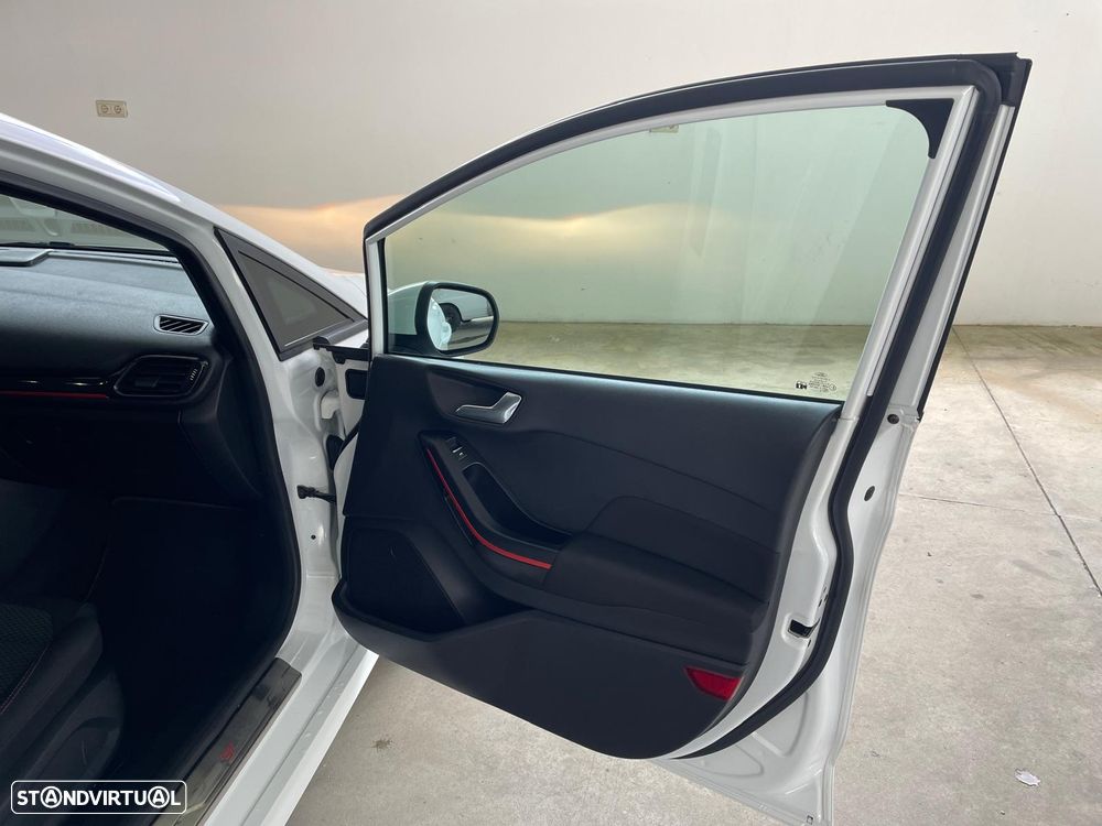 Ford Fiesta 1.0 EcoBoost ST-Line - 19