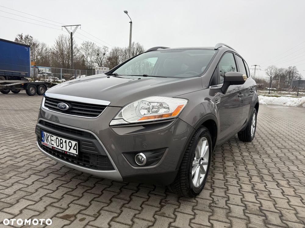 Ford Kuga 2.0 TDCi 2x4 Titanium - 2